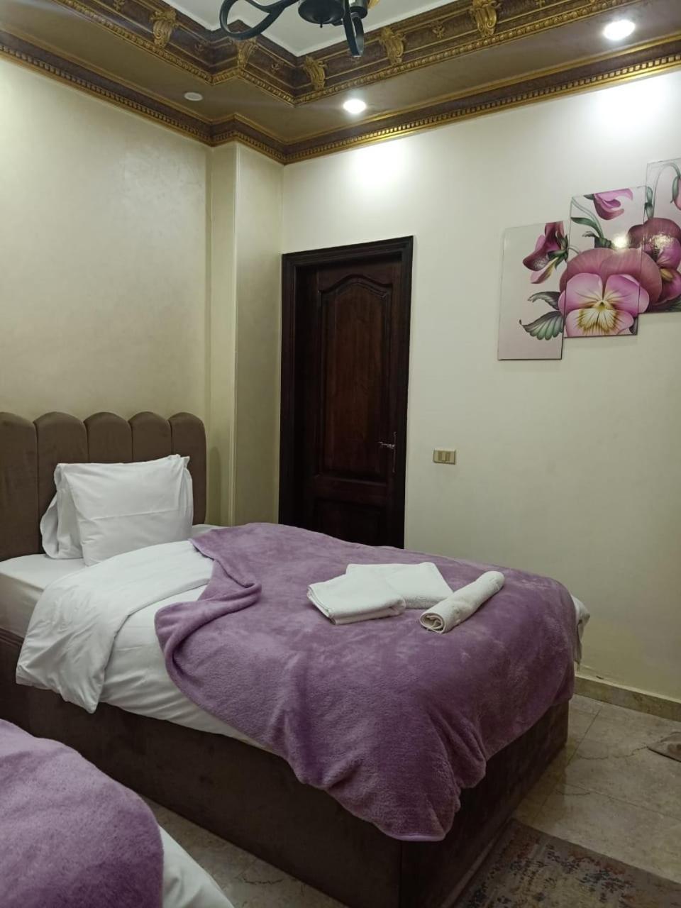 ホテル Pyramid View Gh Kafret el-Gabal 部屋 写真
